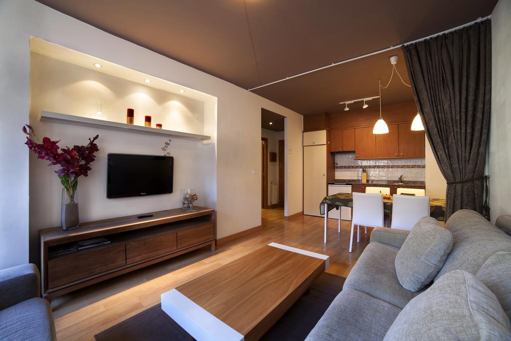 Eth Palai Aparthotel Vielha Bagian luar foto