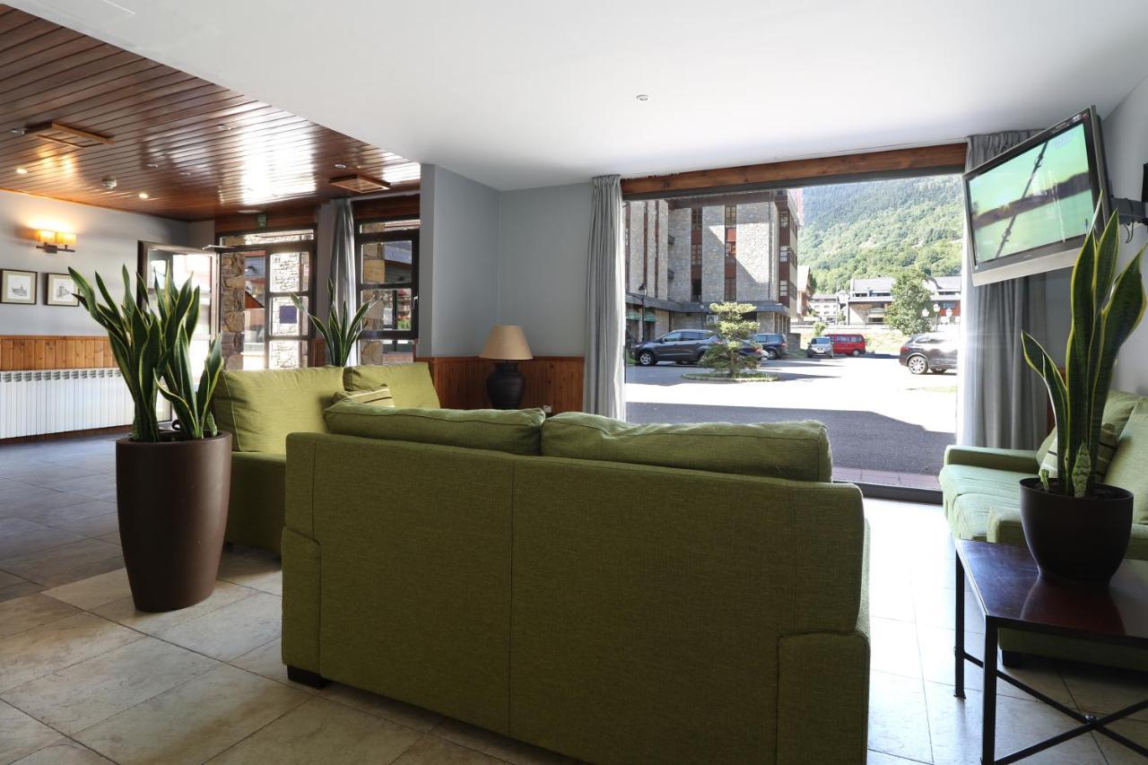 Eth Palai Aparthotel Vielha Bagian luar foto